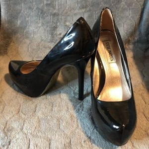 Black with gold bottom heels